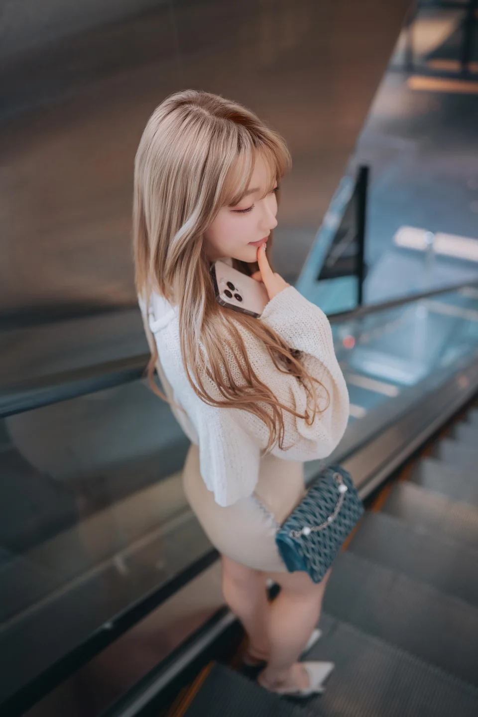 孙乐乐(Son Ye-Eun)-115 Happy Solo Birthday [251P-982MB] tg@simisebaisi 【丝足阁】019.webp